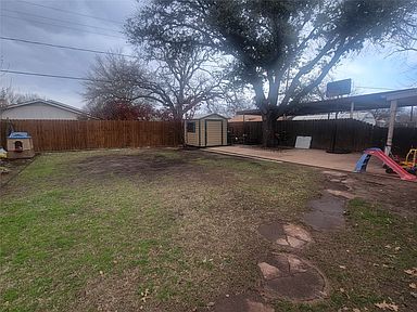 1305 Randy Dr, Graham, Tx 76450 