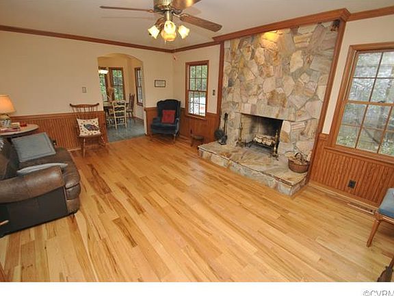 2nd image of 9805 Aldersmead Pl