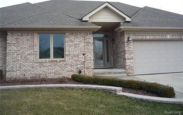 1st image of 39078 Ladrone Ave