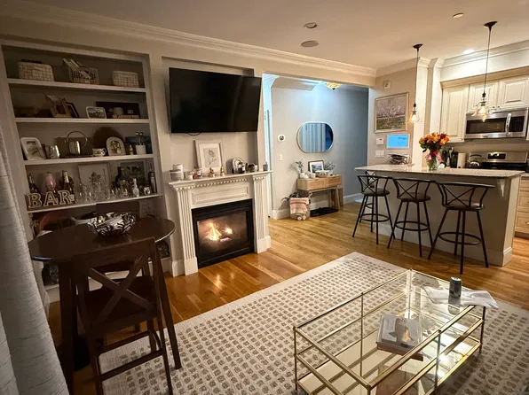 50 Middle St #1, South Boston, MA 02127