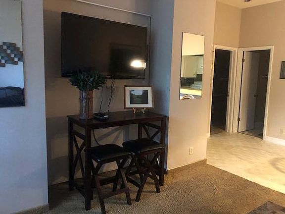 4th image of 35 Eagle Ct