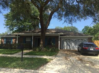 1221 Shallowford Dr W, Jacksonville, FL 32225