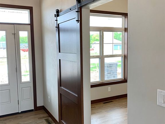 5th image of 1630 Drusillas Way