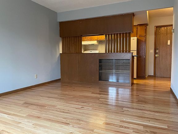 3rd image of 3428 Harriet Ave S