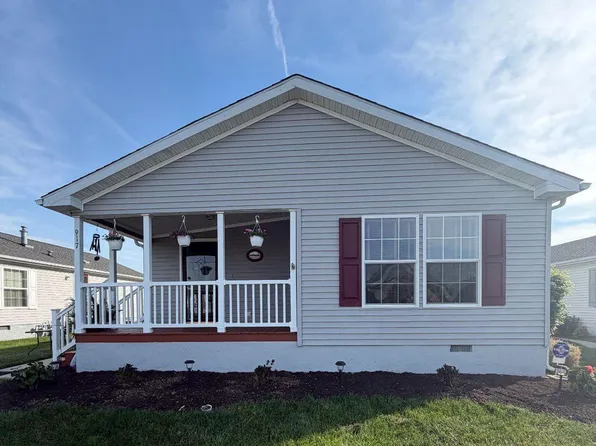 917 Appleberry Dr #160, Smyrna, DE 19977