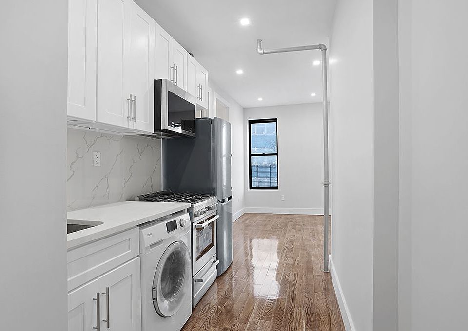 1st image of 326 E 117th St APT 11