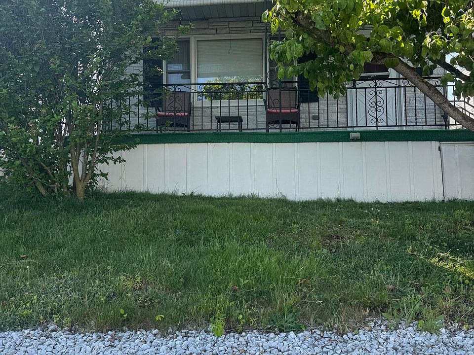 1st image of 731 Carmalt St