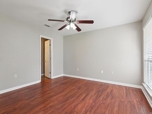 5th image of 36287 Greenville Ave