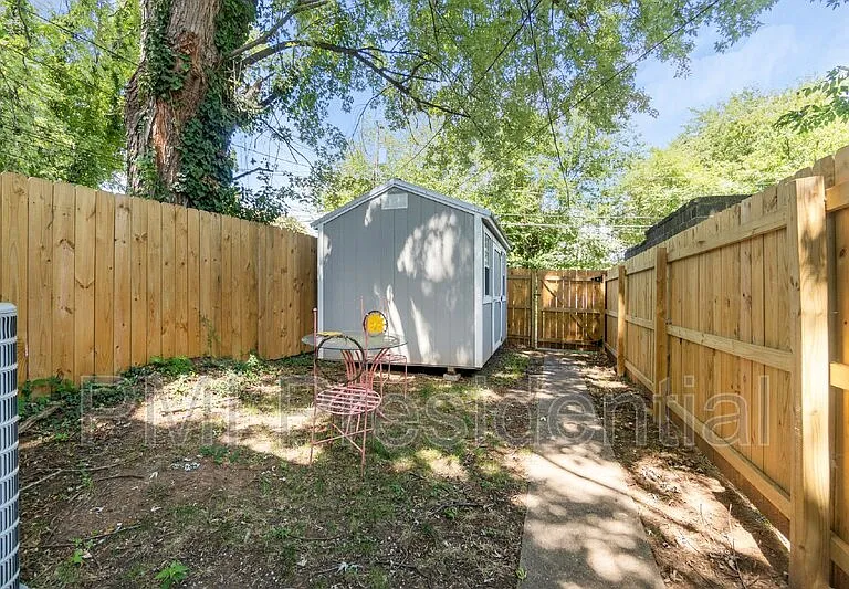 1226 Wallace St — Photo 21