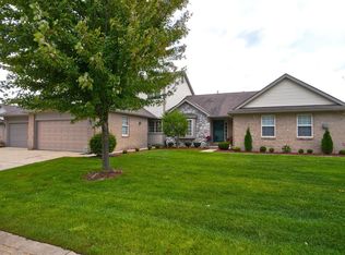 22848 Woodcreek Dr, Taylor, MI 48180