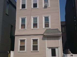 6 I St, South Boston, MA 02127