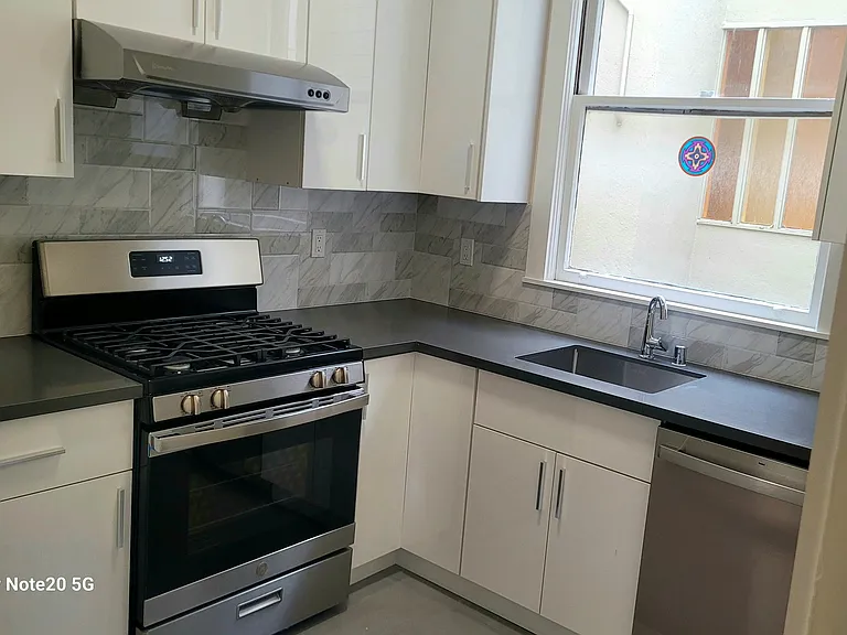 1616 Taylor St #3 — Photo 1