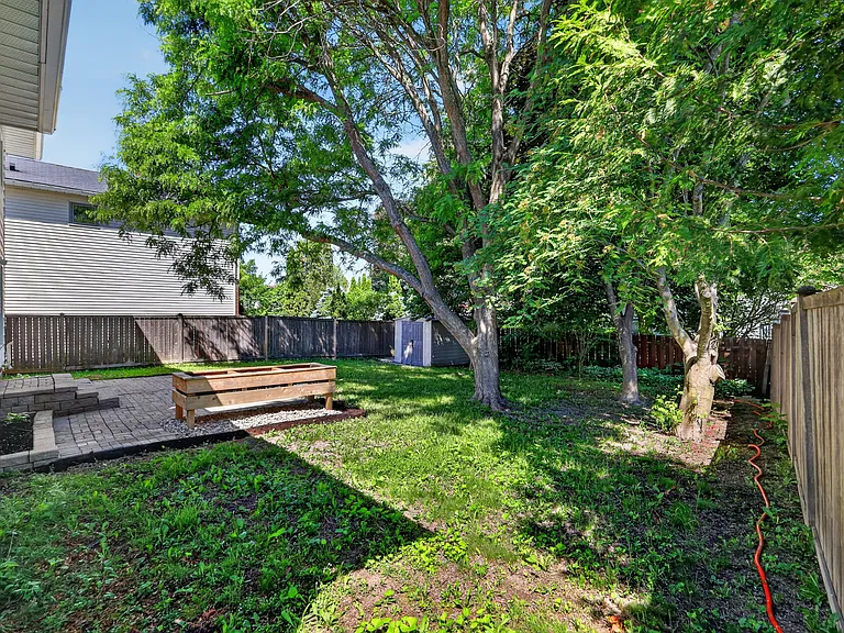 898 Explorer Ln — Photo 31