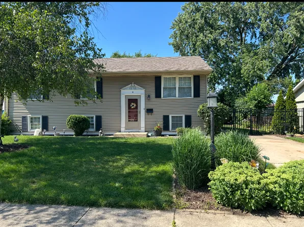 4 Sinde Cir, Romeoville, IL 60446