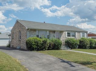 1445 Cove Rd NW, Roanoke, VA 24017