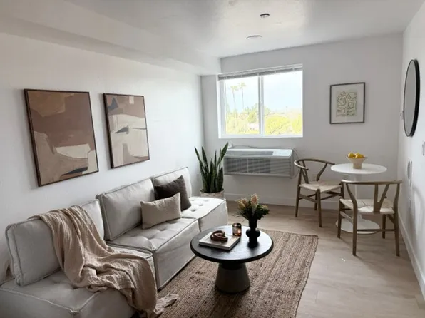 4973 W 21st St, Los Angeles, CA