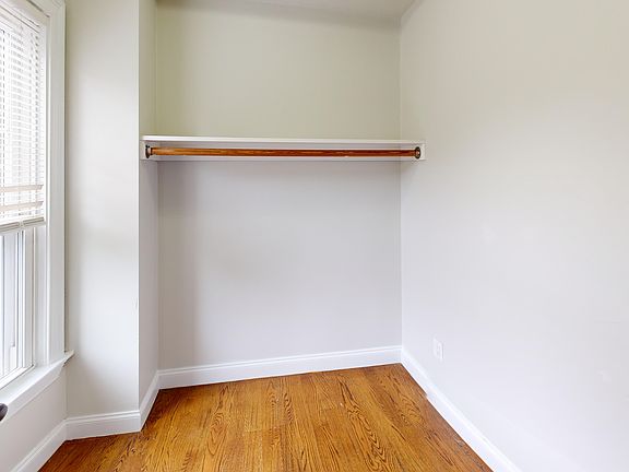 5th image of 2973 Washington St APT 1