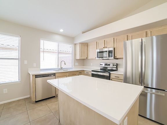 5th image of 10230 W Jessie Ln
