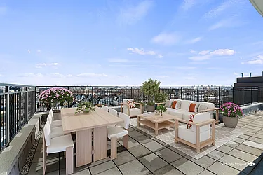 33-25 Junction Boulevard, #6D