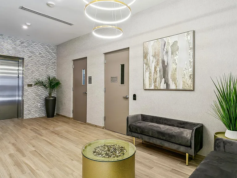 6800 Polk St #402 — Photo 6