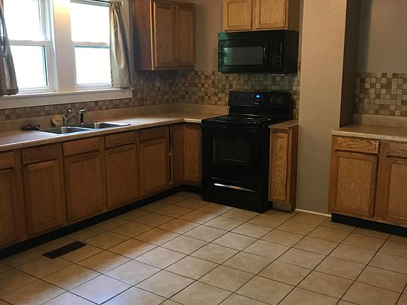 2nd image of 3112 Island Home Ave