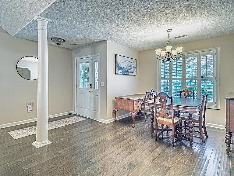 1265 Cutleaf Dr — Photo 4