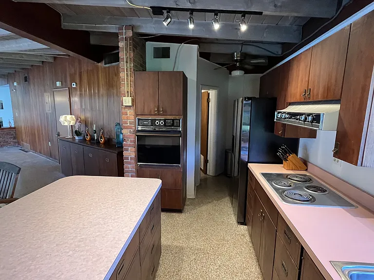 1511 S John Young Pkwy #6 — Photo 10