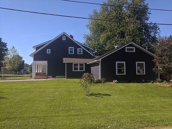 Attached 2-car garage