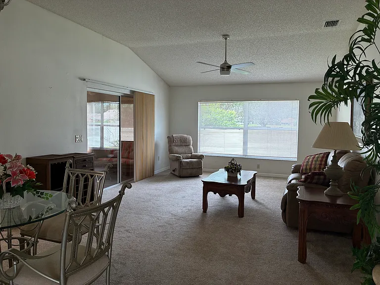 7819 SE 171st Harleston St — Photo 6