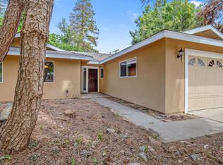 21712 Badger Hill Ave, Exeter, CA 93221
