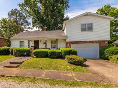 909 Grant St, Eldorado, IL, 62930