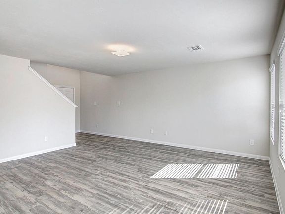 4th image of 5707 Plantation Forest Dr