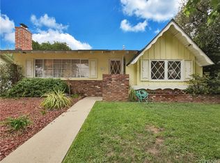 8476 Remmet Ave, Canoga Park, CA 91304