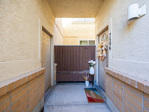 2nd image of 7596 S Quail Springs Cir