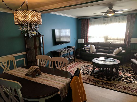 Dining / Living Room