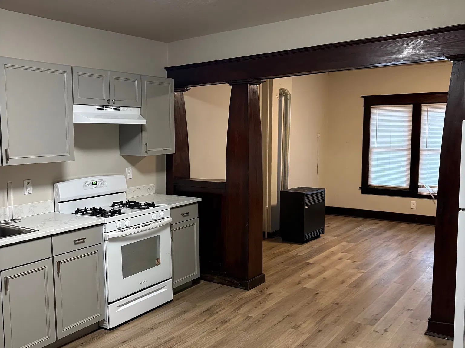 1 bed, $895 — Photo 3