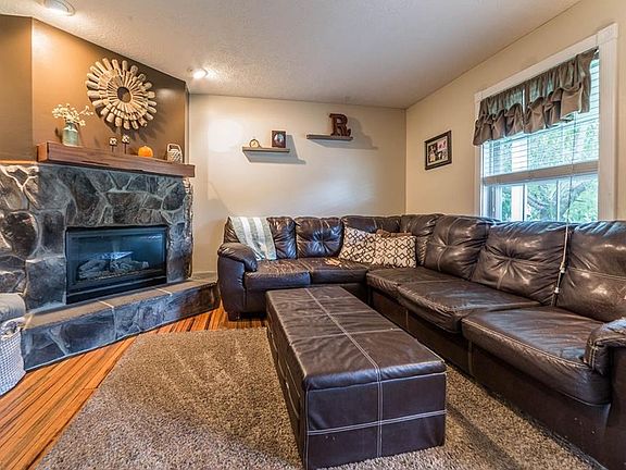 5th image of 547 Bayberry Dr