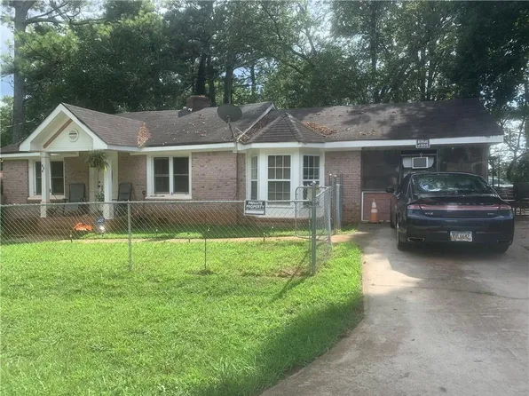 574 Glendale Rd, Scottdale, GA 30079