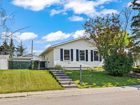 5212 W Marshall Rd NE, Calgary, AB T2A 2Y9