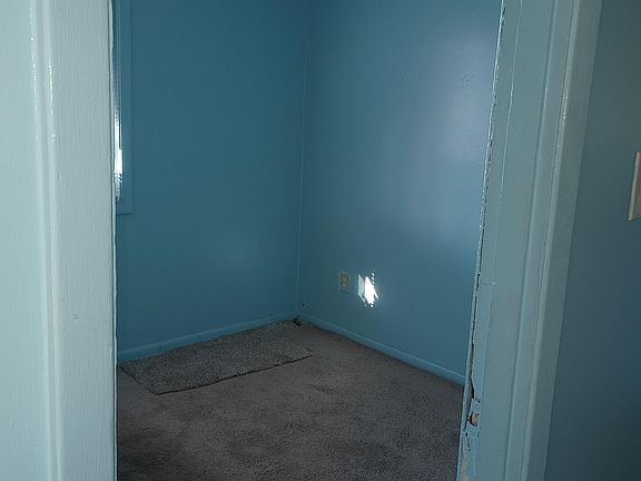 5th image of 1020 Saint Martins Ave