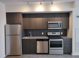 3237 Bayview Ave #811, Toronto, ON M2K 0G1