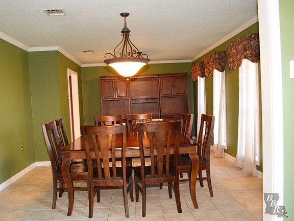 4th image of 413 Nederland Dr