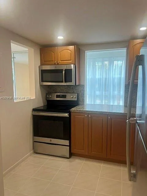 Avila Condo — Photo 1