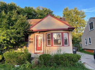 7739 Weddel St, Taylor, MI 48180