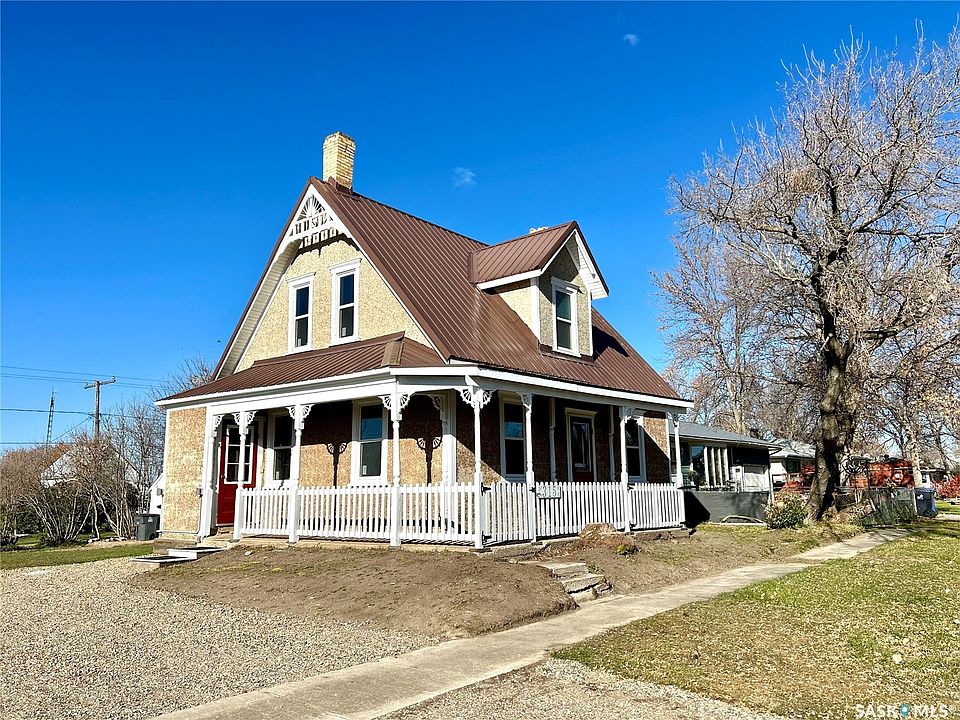 1st image of 315 3rd Street