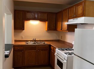 805 Beard St APT 2, Port Huron, MI 48060