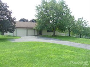 1444 Rising Sun Rd, Slatington, PA 18080