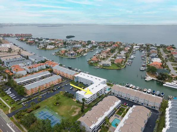 719 Pinellas Bayway S APT 310, Saint Petersburg, FL 33715