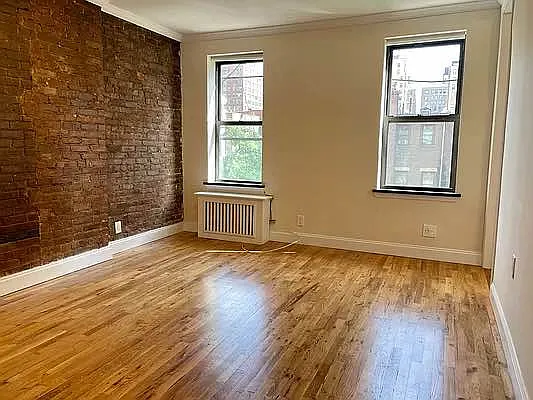 Rented by CitySites Real Estate Group | media 1