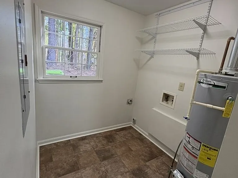 11 Brookfield Dr — Photo 6